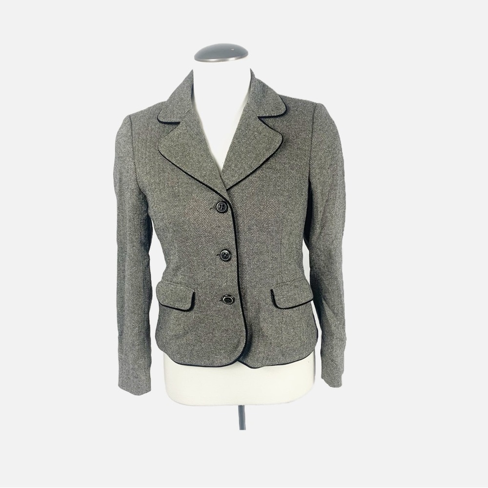 Tribal Grey Herringbone Blazer (Size 6) – Tailored Fall Classic